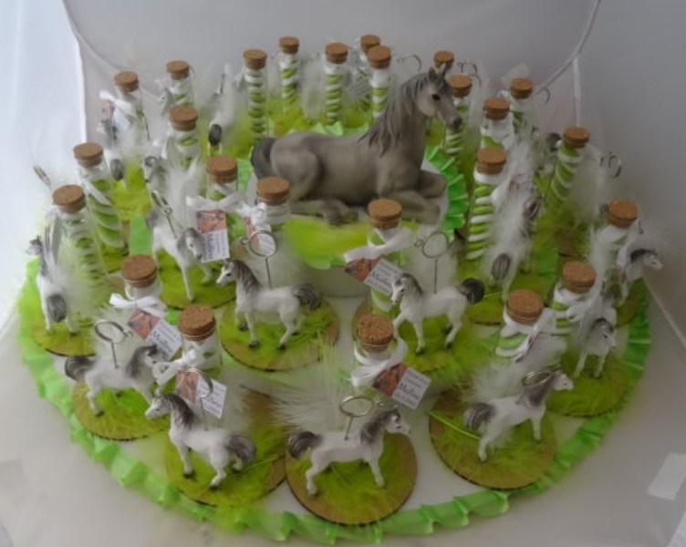 ../Images/plateau communion ballotins cheval 2022.jpg